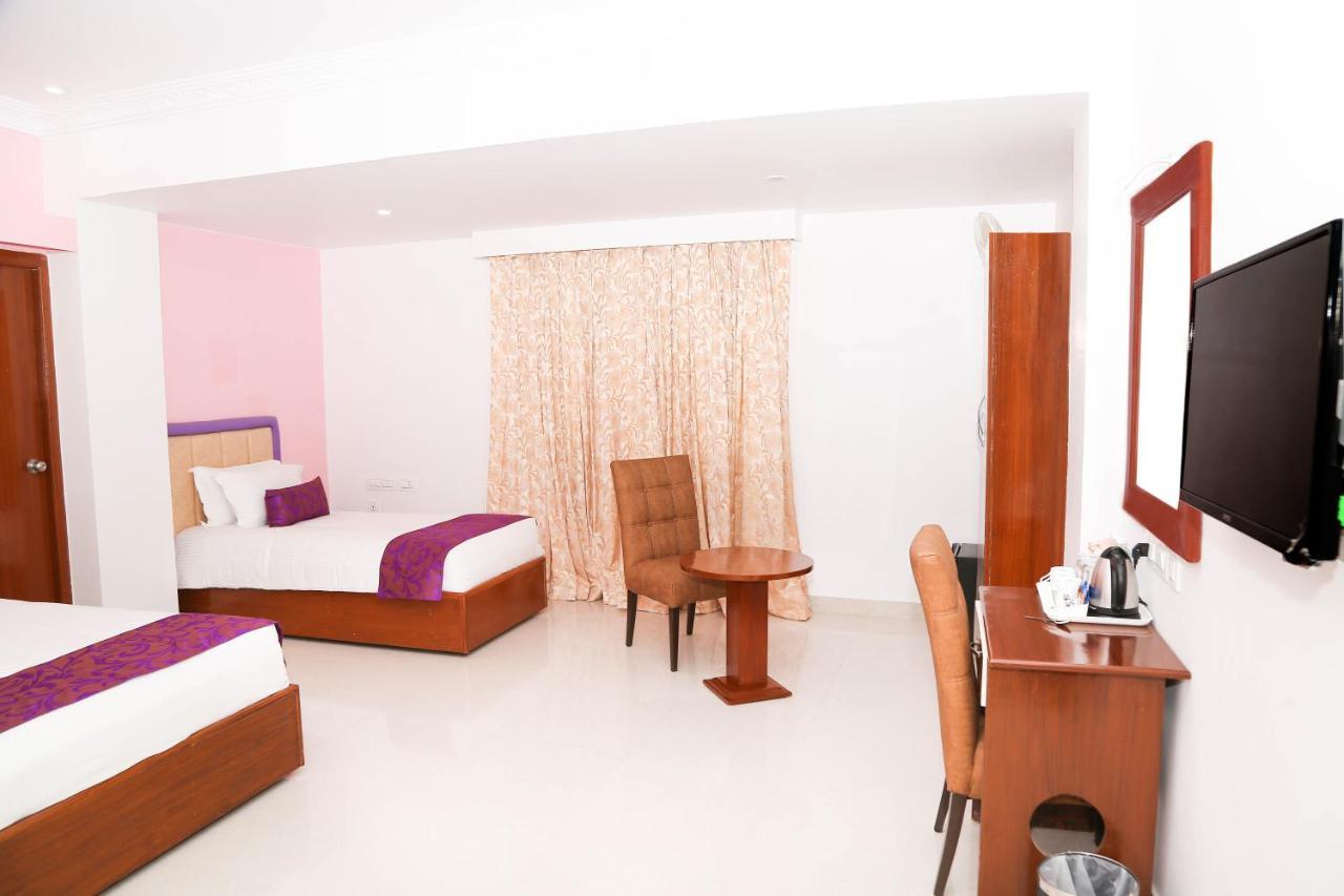 Sbk Park Inn Kanchipuram Exterior foto